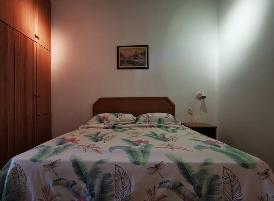 Cozy Near-beach - Lazycats' Den Apartment *